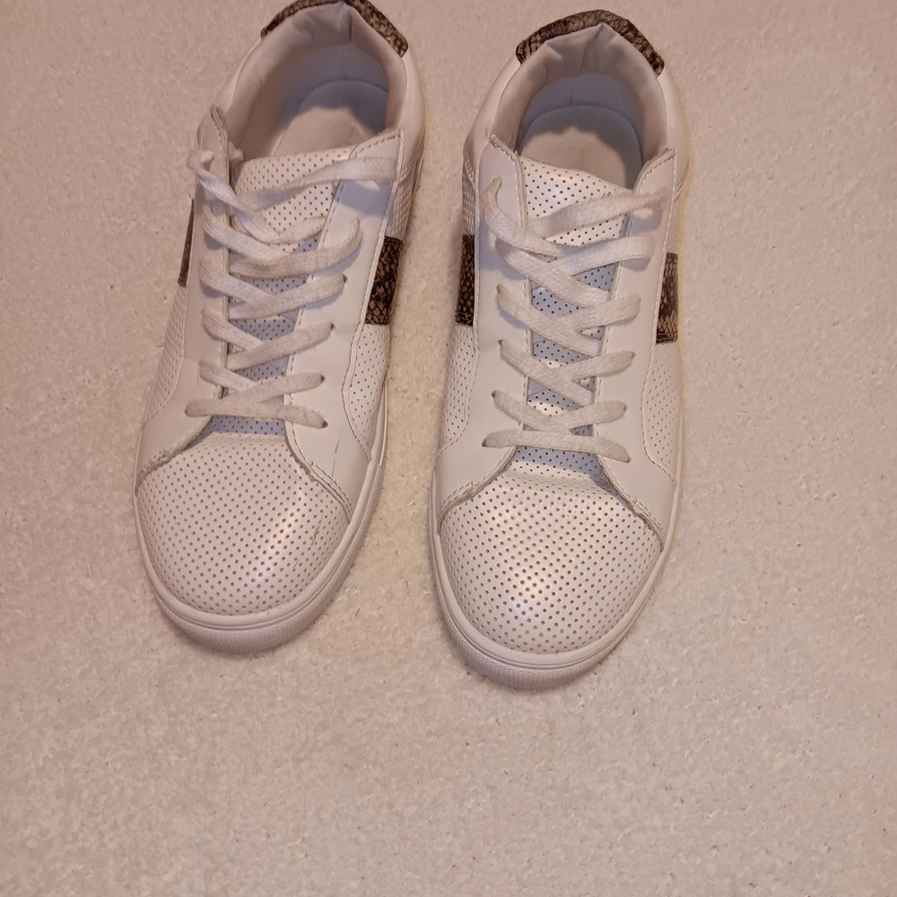 American Eagle Outfitters White and Brown Sneakers